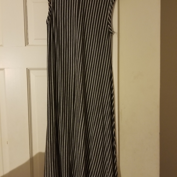 Stripe A tent dress - Picture 3 of 3